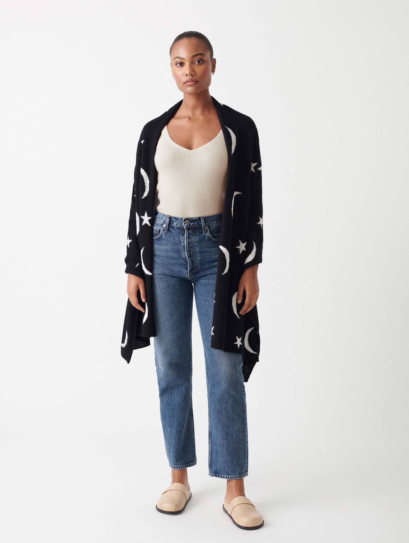 Cashmere New Moon Intarsia Scarf in Black/Soft White