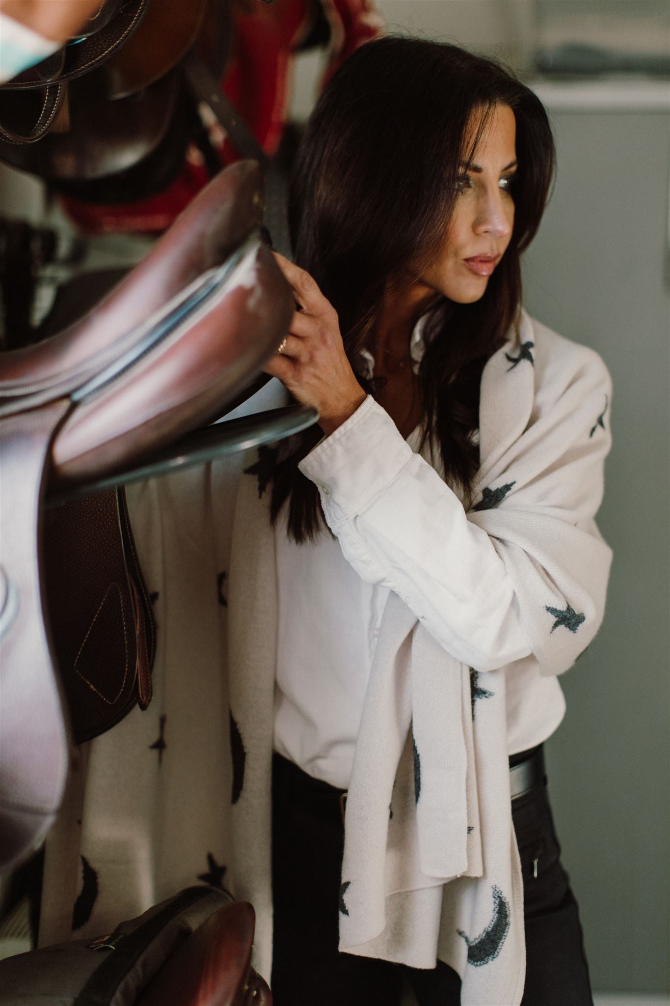 Cashmere New Moon Intarsia Scarf in Moonstone/Charcoal Heather