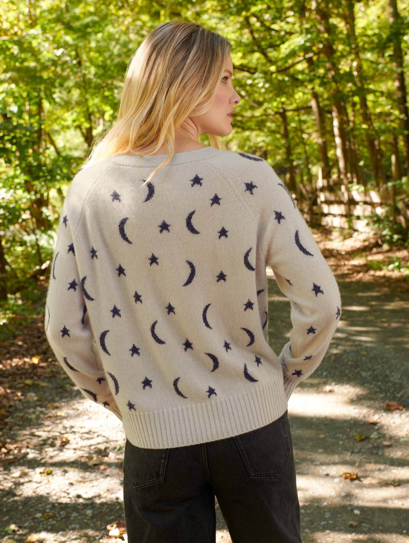 Cashmere New Moon Intarsia Sweatshirt in Moonstone/Charcoal Heather