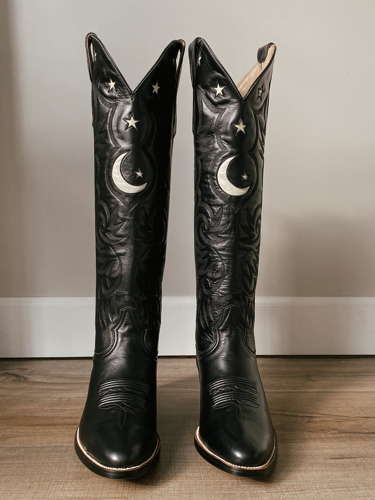 City Boots x Tenlea Hunter - Moon and Star Boot in Black with Bone